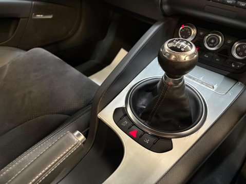 Audi TT 2.0 TFSI S line Euro 5 (s/s) 3dr 24