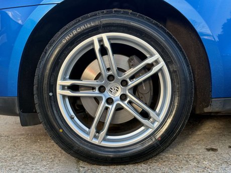 Porsche Macan 2.0 Macan Semi-Auto 4WD 5dr 65