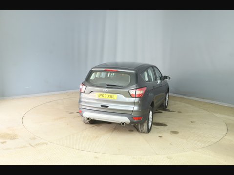 Ford Kuga ZETEC TDCI 6