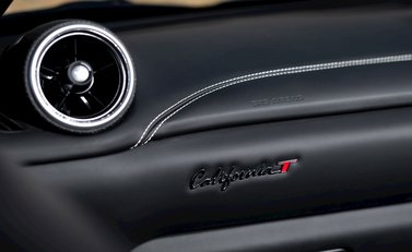 Ferrari California T 22