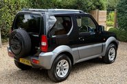 Suzuki Jimny SZ4 24