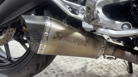 Yamaha MT-09 ABS 2020 ONLY 8K 2 OWNER AKRAPOVIC QUICKSHIFTER FSH 900CC NAKED 46