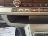 Peugeot Expert MWB L2H1 Low Roof Professional Air Con Cruise Sensors EURO 6 33