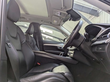 Volvo XC90 2.0 XC90 + B5 MHEV AWD Auto 4WD 5dr 49