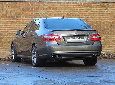 Mercedes-Benz E Class AMG 8