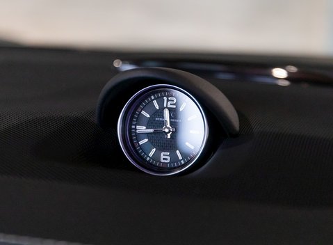 Mercedes-Benz SL Class SL63 17