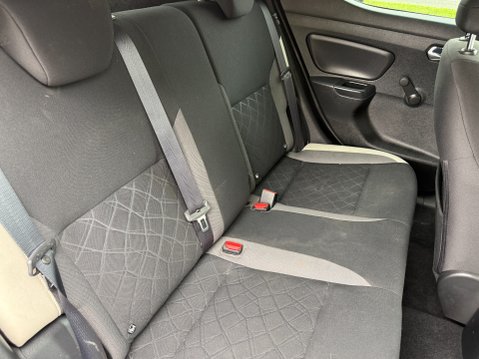 Nissan MICRA IG-T N-CONNECTA 21
