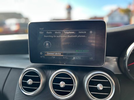 Mercedes-Benz C Class C 220 D AMG LINE PREMIUM PLUS COUPE 32