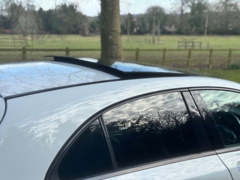 Mercedes-Benz A Class 1.6 A200 AMG Line (Premium Plus) Hatchback 5dr Petrol 7G-DCT Euro 6 (s/s) ( 15