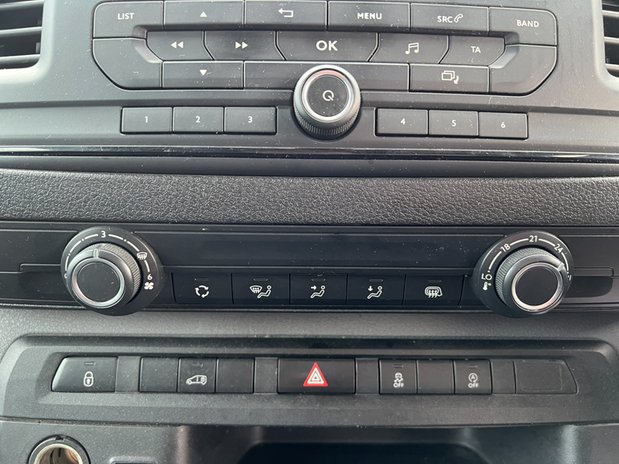 Vauxhall Vivaro LWB L2H1 2900 Edition Air Con Sensors EURO 6 NO VA 32