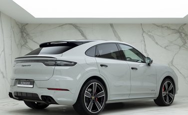 Porsche Cayenne GTS Coupé 7