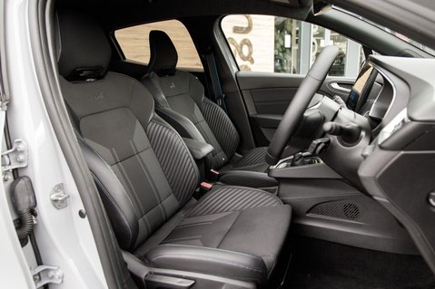 Renault Clio ESPRIT ALPINE TCE 38