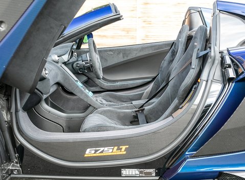 McLaren 675LT Spider MSO Carbon Series 17