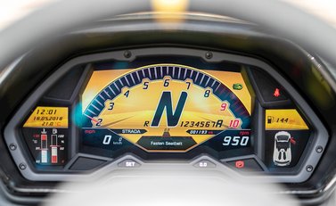 Lamborghini Aventador SV LP750-4 Roadster 17