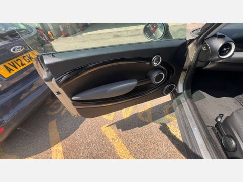 Mini Hatch 1.6 Cooper D Hatchback 3dr Diesel Manual Euro 4 (110 ps) 11