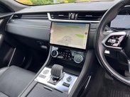 Jaguar F-Pace 2.0 D200 MHEV R-Dynamic HSE Auto AWD Euro 6 (s/s) 5dr 84