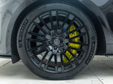 Land Rover Range Rover Sport P635 SV EDITION ONE 