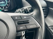Hyundai BAYON T-GDI PREMIUM DCT MHEV 31