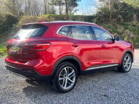 MG HS 1.5 MG HS Exclusive Semi-Auto 5dr