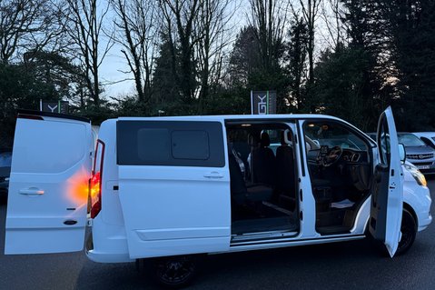 Ford Transit Custom 300 LIMITED DCIV L1 H1 6 SEATER - APPLE CARPLAY -HEATED SEATS/SCREEN 21