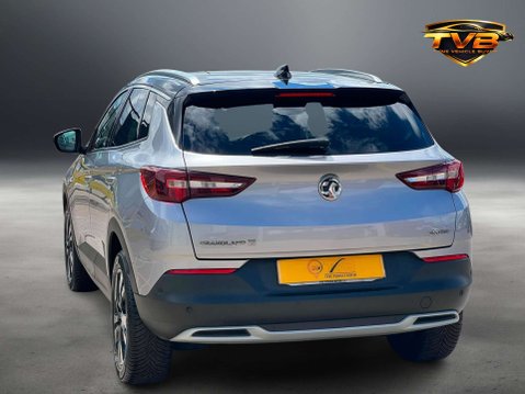 Vauxhall Grandland X 1.2 Grandland X Griffin Edition T 5dr *NATIONAL DELIVERY* 14