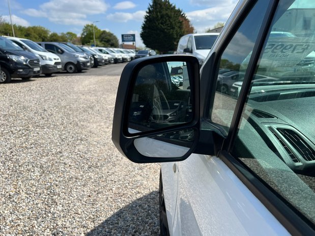 Ford Transit Connect SWB L1H1 Low Roof Trend 200 EURO 6 NO VAT 19