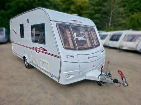 Coachman Pastiche 460 4