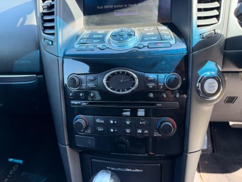 Infiniti FX FX30D 24