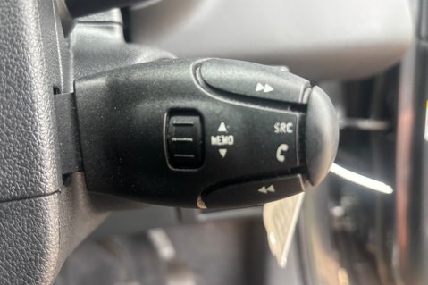 Peugeot 3008 HDI CROSSWAY 1.6 HDi..GLASS ROOF..SAT NAV..HEAD UP DISPLAY..F/S/H 24