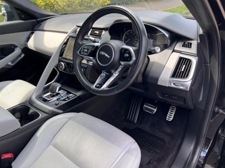 Jaguar E-Pace 2.0 D204 MHEV R-Dynamic Black Auto AWD Euro 6 (s/s) 5dr 82