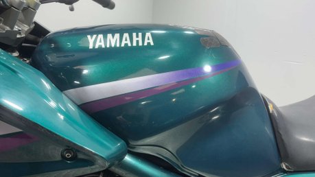 Yamaha XJ 1995 RUNNING PROJECT BIKE SPARES OR REPAIR SHAFT DRIVE 900CC TRIKE? 26