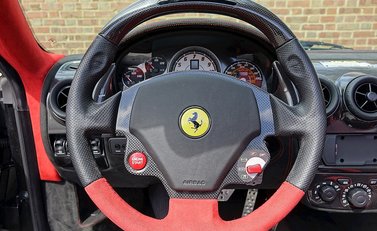 Ferrari 430 Scuderia Spider 16M 9