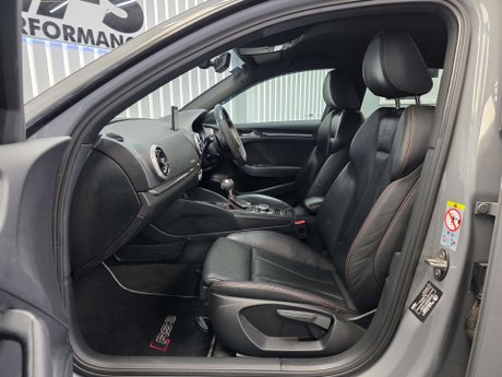Audi RS3 2.5 TFSI Sportback 5dr Petrol S Tronic quattro Euro 6 (s/s) (400 ps) 21