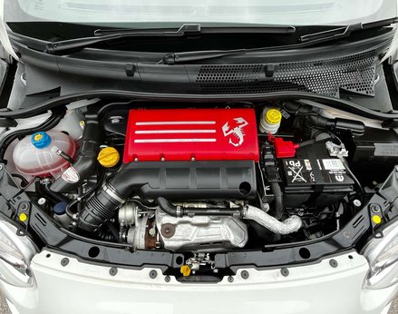 Abarth 695 1.4 695 Competizione (180) Semi-Auto 3dr 7