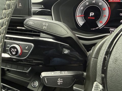 Audi A4 2.0 TFSI 40 Black Edition Estate 5dr Petrol S Tronic Euro 6 (s/s) (204 ps) 38
