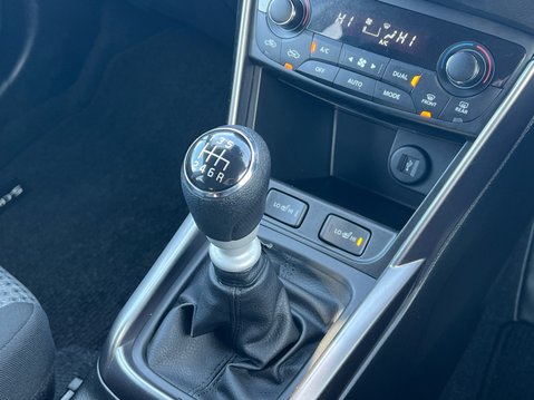 Suzuki S-Cross MOTION BOOSTERJET MHEV 26