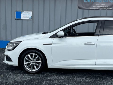 Renault Megane 1.5 Blue dCi Play Sport Tourer Euro 6 (s/s) 5dr 18