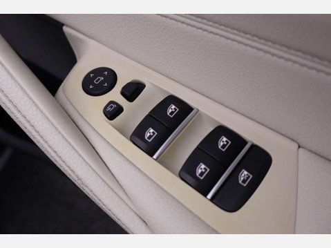 BMW 5 Series 3.0 540i xDrive M Sport Auto 4WD 4dr 19