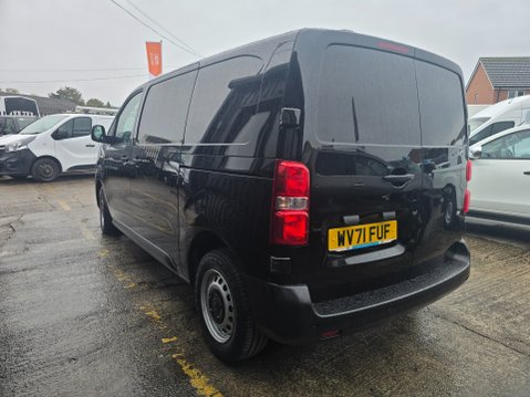 Vauxhall Vivaro L1H1 3100 DYNAMIC S/S 4