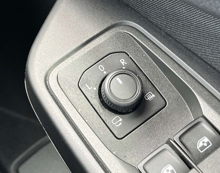 Ford Tourneo Connect 2.0 Tourneo Connect Titanium EcoBlue A 5dr 76