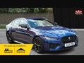 Jaguar XE R-DYNAMIC BLACK MHEV 1