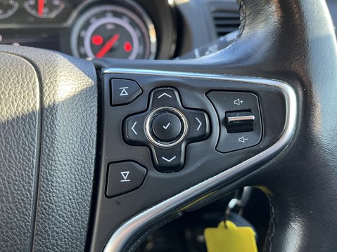 Vauxhall Insignia 2.0T SIDI Elite 5dr [Start Stop] 22