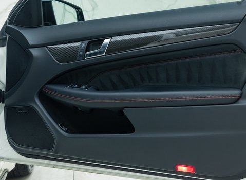 Mercedes-Benz C63 AMG Black Series 18