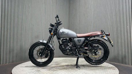 WK Bikes Scrambler 2023 ONLY 5K 1 OWNER MOT AUGUST 2027 LEARNER 125CC 4