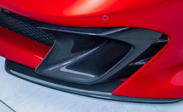 Ferrari 812 Competizione 47