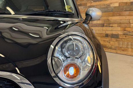 Mini Clubman 1.6 Cooper S Estate 5dr Petrol Steptronic Euro 5 (184 ps) 25