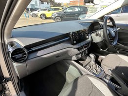 Skoda Fabia 1.0 Fabia SE Comfort TSi Semi-Auto 5dr 17