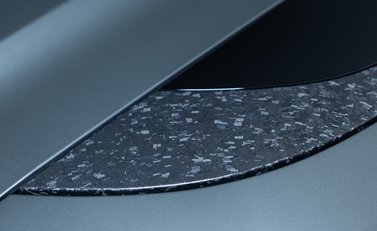 Land Rover Defender 110 OCTA EDITION ONE 40