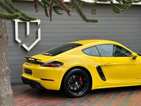 Porsche 718 Cayman CAYMAN GTS 77