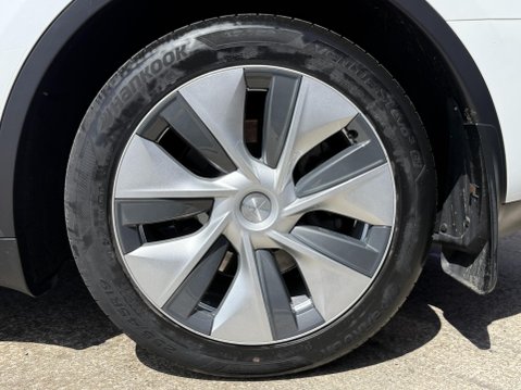 Tesla Model Y SUV 5dr Electric Auto RWD (346 ps) 16